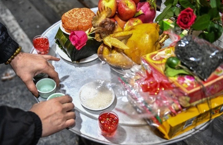 mâm cúng giao thừa trong nhà - Hình 5