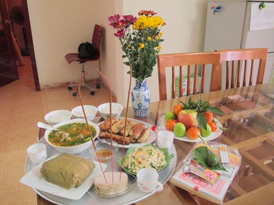 mâm cúng nhập trạch đơn giản - Hình 2