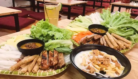 Nem Nướng Nha Trang Xuân Thủy: Trải Nghiệm Đáng Thử Ở Hà Nội