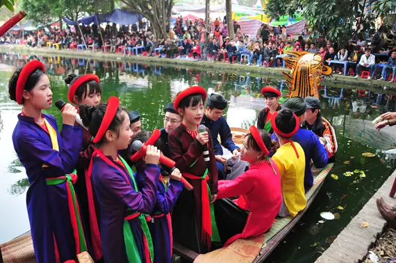 Dân Ca Quan Họ Bắc Ninh: Nguồn Gốc Và Bản Sắc Văn Hóa