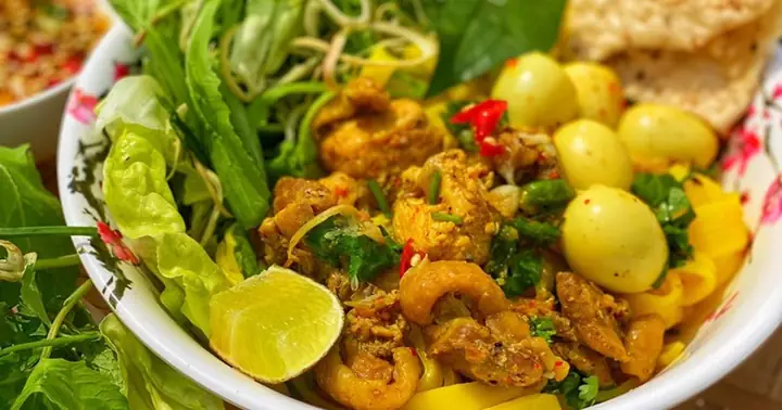 Cách Nấu Mì Quảng Gà Chuẩn Vị Miền Trung Từ A Đến Z