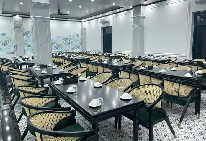 Nhà Hàng Hải Sản Đức Hạnh Sầm Sơn: Đánh Giá Chi Tiết Từ A Đến Z
