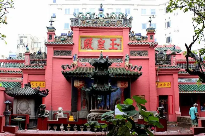 Những Ngôi Chùa Yên Tĩnh Ở Tp.hcm - Địa Điểm Tâm Linh Bình Yên Những Ngôi Chùa Yên Tĩnh Ở Tp.hcm - Địa Điểm Tâm Linh Bình Yên