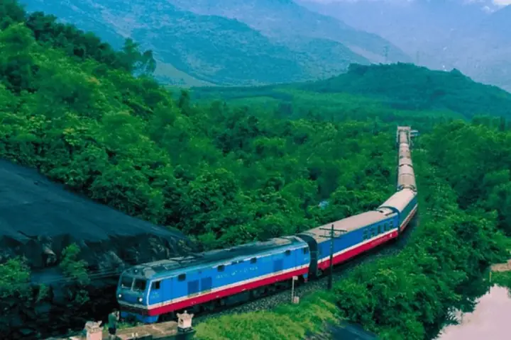 Ninh Bình To Hội An Train: Đánh Giá Chi Tiết 2 Lộ Trình Phổ Biến