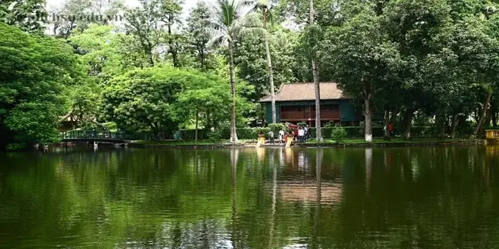 Phủ Chủ Tịch Hà Nội: Đánh Giá Chi Tiết Điểm Đến Lịch Sử