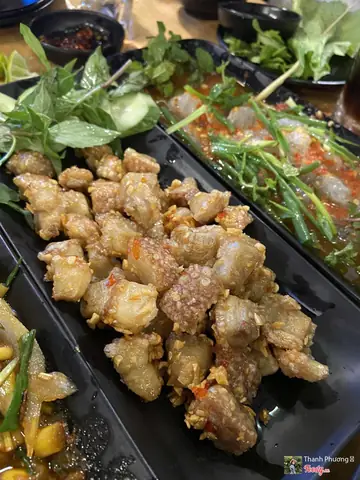 Review Quán Lá - Nhậu Bình Dân Đà Nẵng: Trải Nghiệm Thực Tế & Đánh Giá Chi Tiết
