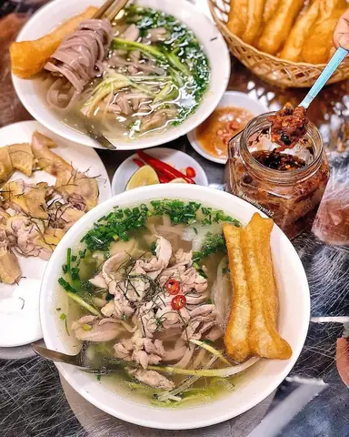 Top 12 Quán Phở Gà Ngon Hà Nội: Đánh Giá Chi Tiết Từ Dân Sành Ăn