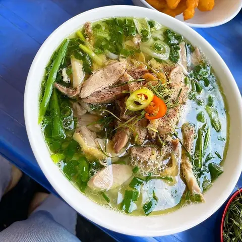 Top 12 Quán Phở Gà Ngon Hà Nội: Đánh Giá Chi Tiết Từ Dân Sành Ăn