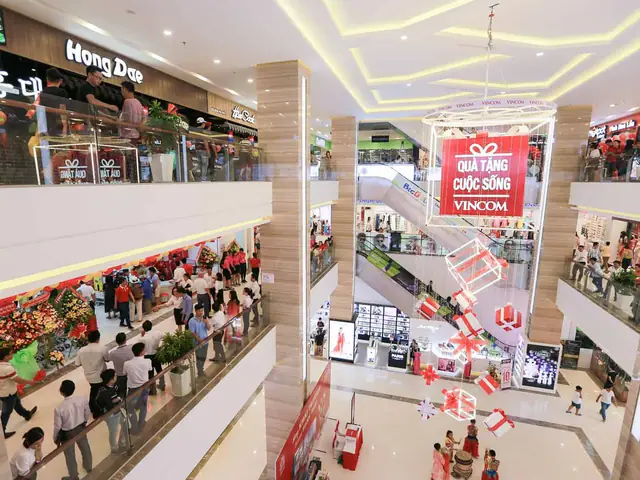 Royal City Hà Nội: Giờ Mở Cửa, Vui Chơi & Giá Căn Hộ Cập Nhật Royal City Hà Nội: Giờ Mở Cửa, Vui Chơi & Giá Căn Hộ Cập Nhật
