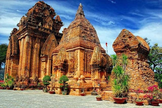 tháp bà ponagar ở nha trang - Hình 5