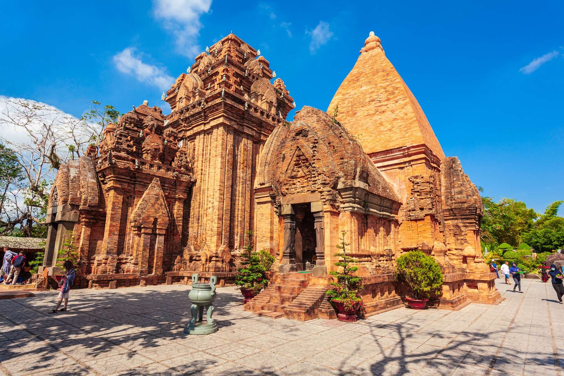 tháp bà ponagar ở nha trang