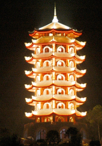 tháp chuông ngã ba đồng lộc - Hình 3