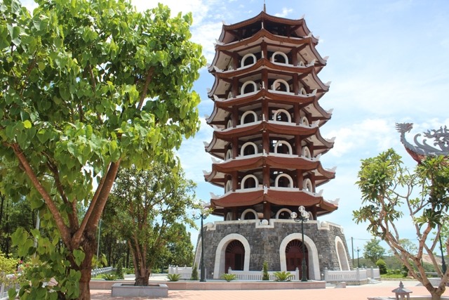 tháp chuông ngã ba đồng lộc - Hình 5
