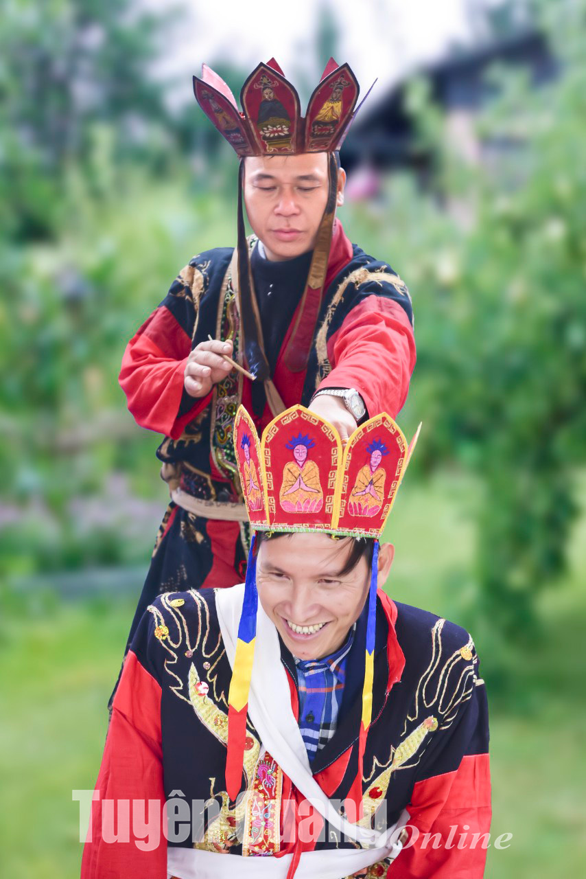 thầy cúng - Hình 4