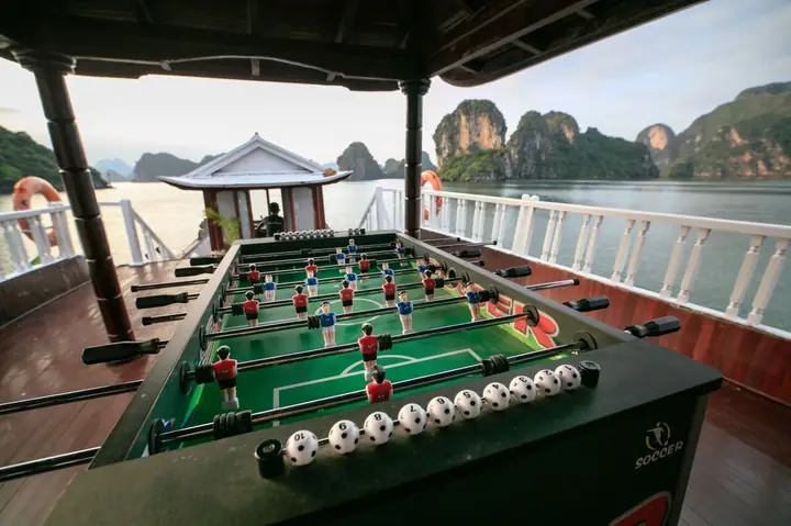 Tour Hà Nội 2 Ngày 1 Đêm: Đánh Giá Chi Tiết Và Bảng So Sánh Các Gói Trọn Gói