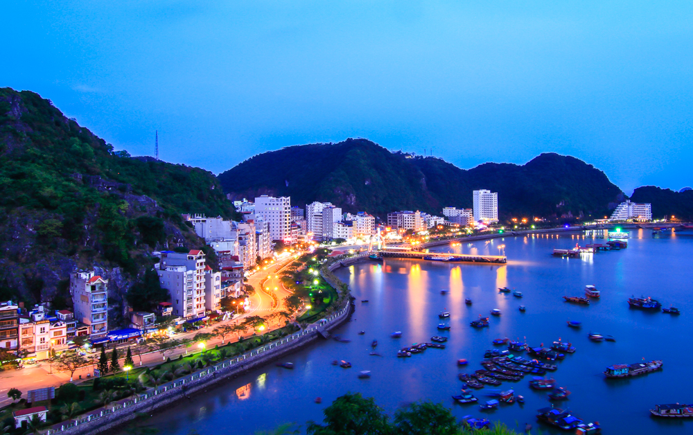 trung tâm thị trấn cát bà - Hình 5