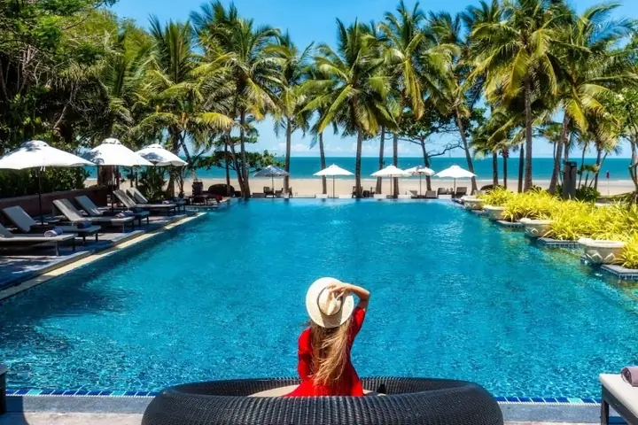 Top 5 Kiểu Đăng Ảnh Đi Chơi Hài Hước Được Cộng Đồng Yêu Thích Nhất