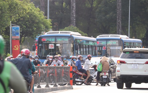 xe buýt khi nào chạy lại
