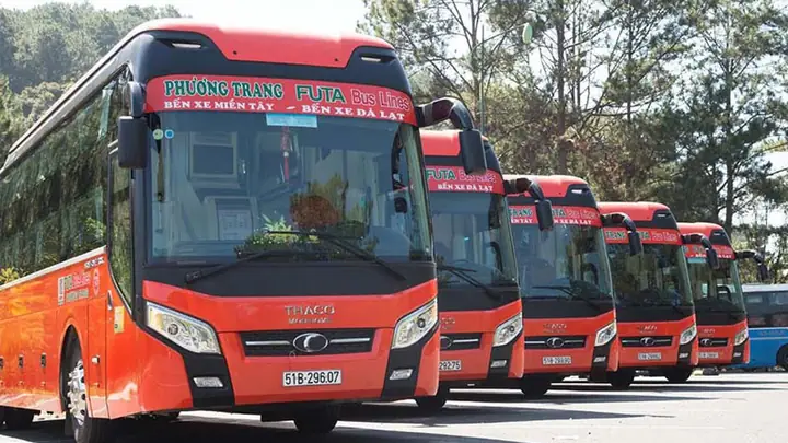 Đánh Giá Chi Tiết Xe Limousine Phương Trang Đi Đà Lạt: Tiện Nghi, Giá Vé & Trải Nghiệm Thực Tế