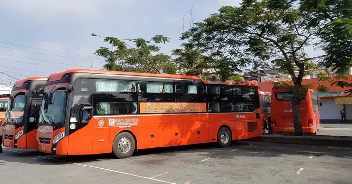Đánh Giá Chi Tiết Xe Limousine Phương Trang Đi Đà Lạt: Tiện Nghi, Giá Vé & Trải Nghiệm Thực Tế