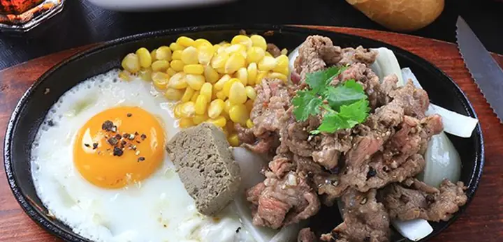 Con Bò Nguyễn Cư Trinh: Hướng Dẫn Đến Quán Bò Nướng Nổi Tiếng Này
