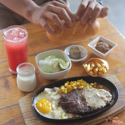 Con Bò Nguyễn Cư Trinh: Hướng Dẫn Đến Quán Bò Nướng Nổi Tiếng Này