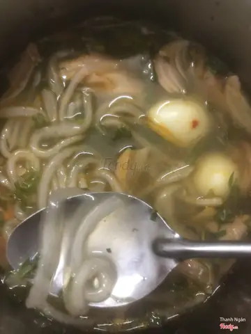 Bánh Canh Ruộng Đà Nẵng: Bí Quyết Thưởng Thức Món Ăn Đặc Sắc Từ Một Gia Đình Nổi Tiếng Bánh Canh Ruộng Đà Nẵng: Bí Quyết Thưởng Thức Món Ăn Đặc Sắc Từ Một Gia Đình Nổi Tiếng