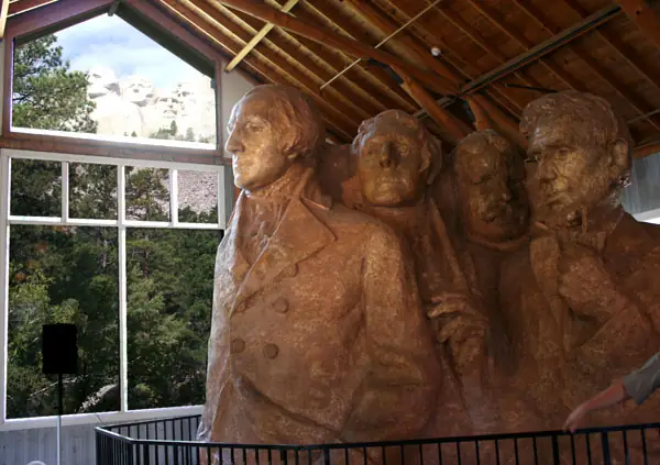 Cẩm Nang Tham Quan Núi Rushmore: Từ Lịch Sử Đến Kinh Nghiệm Thực Tế