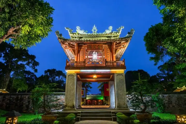 Bí Quyết Chụp Ảnh Văn Miếu Quốc Tử Giám Đẹp Nhất