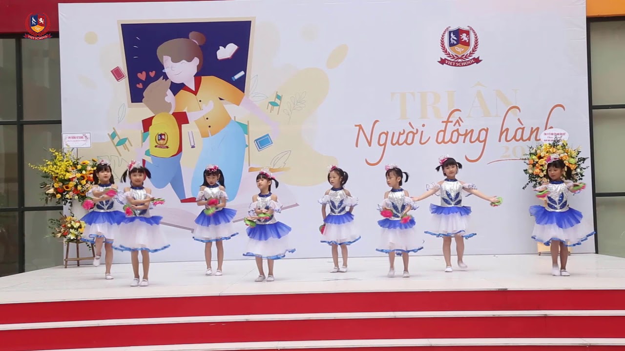 bài múa món quà tặng cô - Hình 2