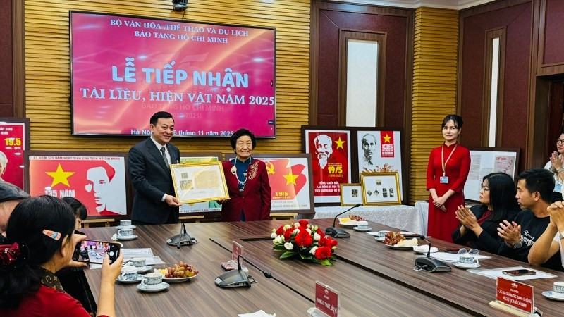 ban quản lý bảo tàng hồ chí minh - Hình 4