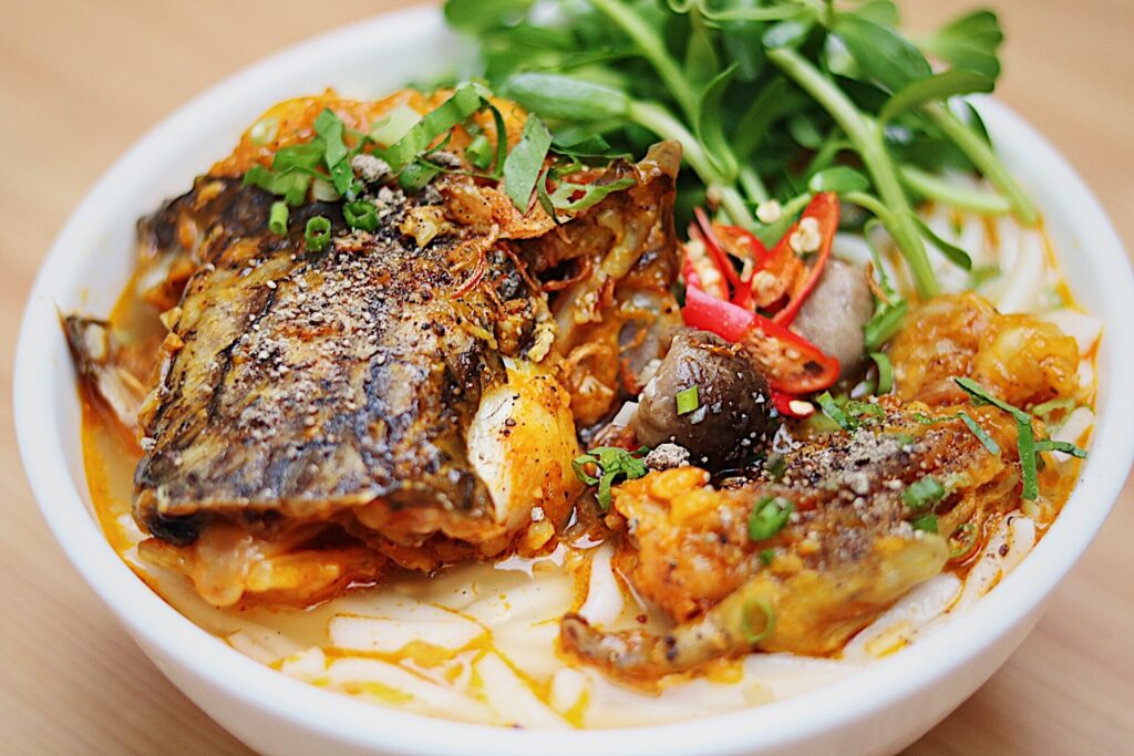 bánh canh cá lóc vân huệ - Hình 4