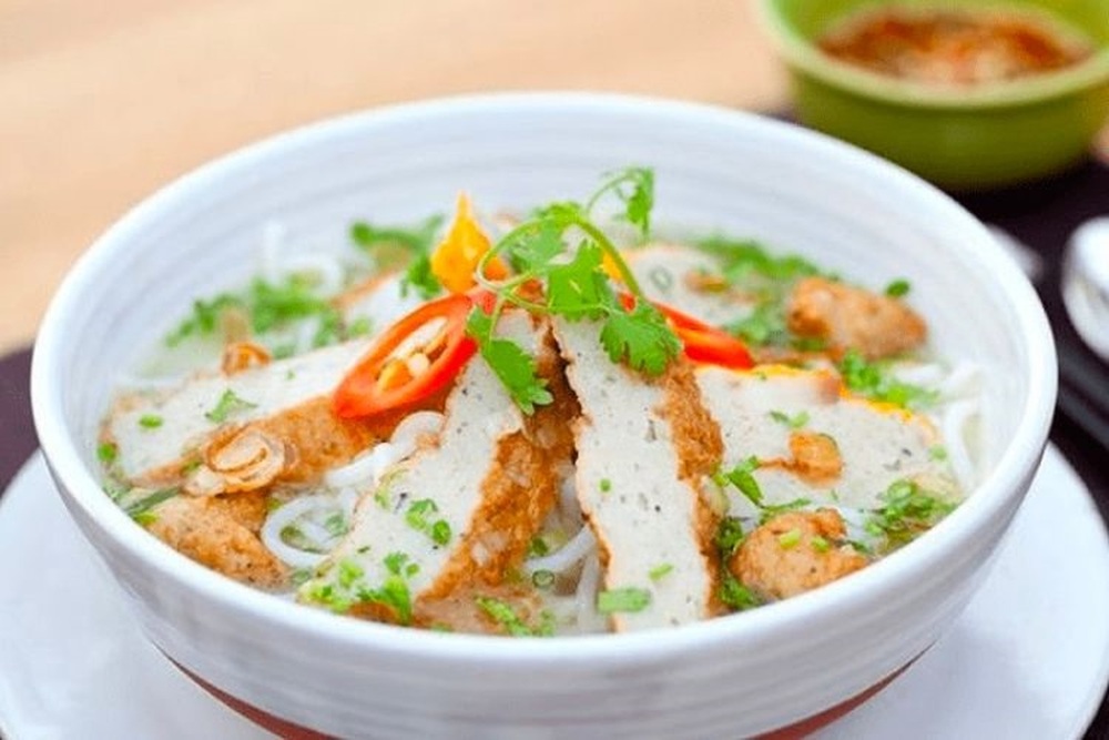 bánh canh chả cá bình định