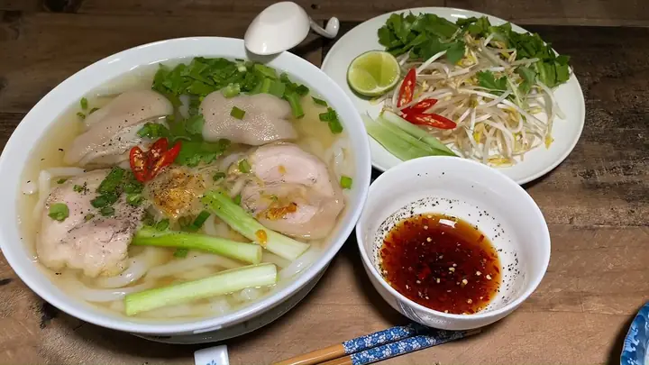 Bánh Canh Trảng Bàng Tây Ninh Là Gì? Cách Làm Và Ăn Ở Đâu?