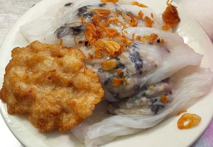 Bánh Cuốn Chả Mực Gốc Bảng Hạ Long: Review Toàn Diện