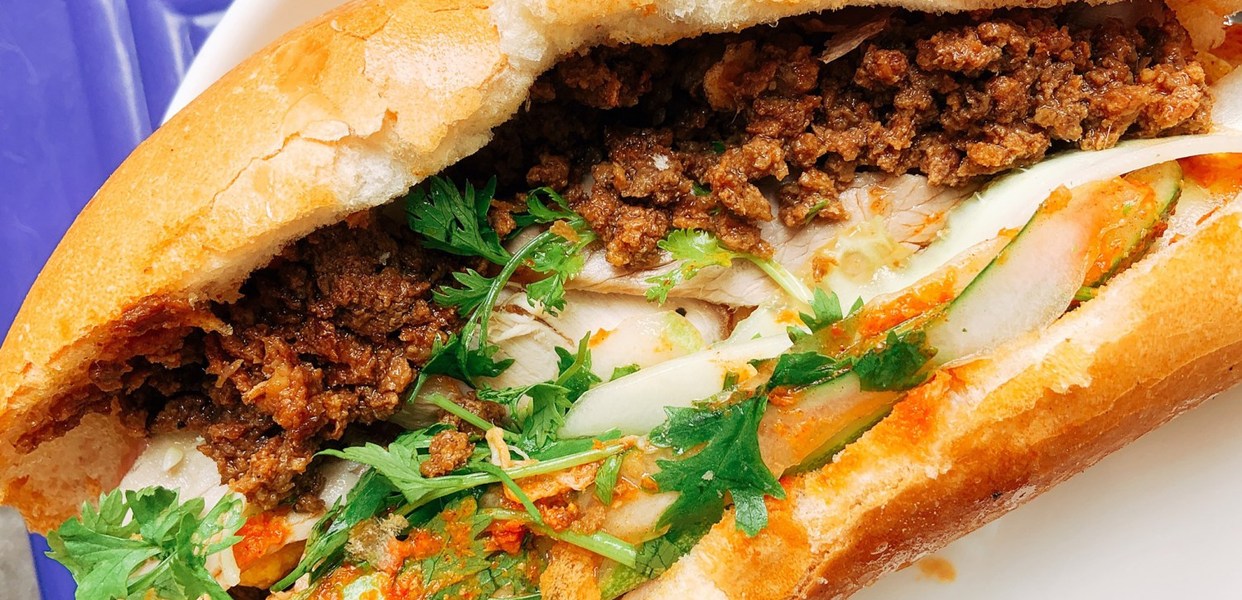bánh mì pate 16 lê quý đôn