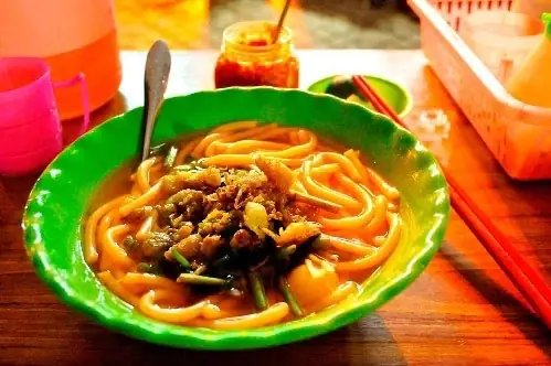 Bánh Ướt Thịt Nướng Buôn Ma Thuột: Điểm Nhấn Ẩm Thực Tây Nguyên