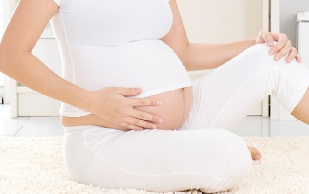 bầu đau bụng dưới bên trái