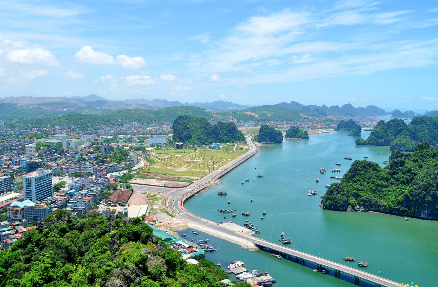 bến đoan hồng gai thành phố hạ long quảng ninh
