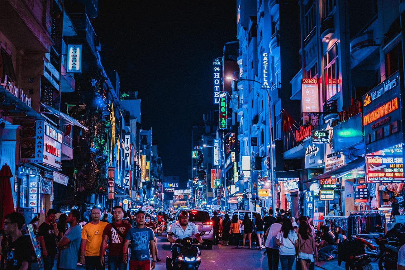 bui vien street ho chi minh - Hình 3