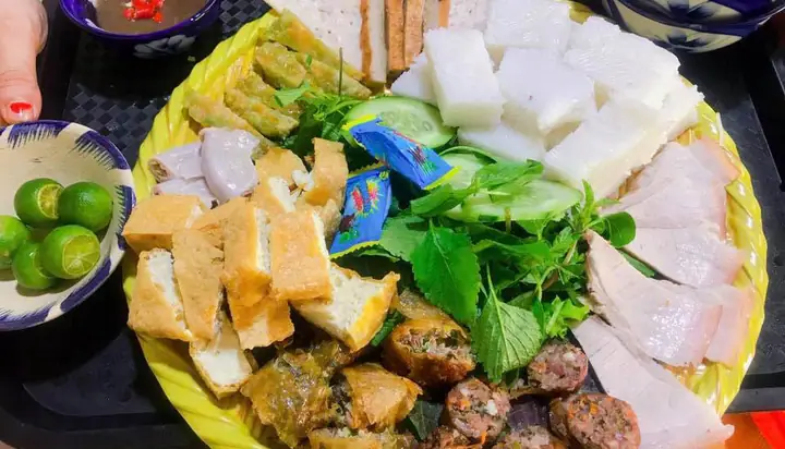 Bún Đậu Phố Cổ Đà Nẵng: Cẩm Nang Trải Nghiệm Món Ăn Vặt "quốc Dân" Từ A Đến Z