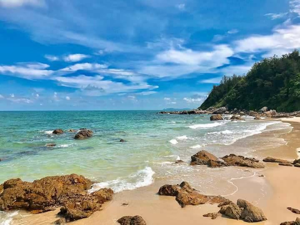 các bãi biển đẹp ở miền bắc