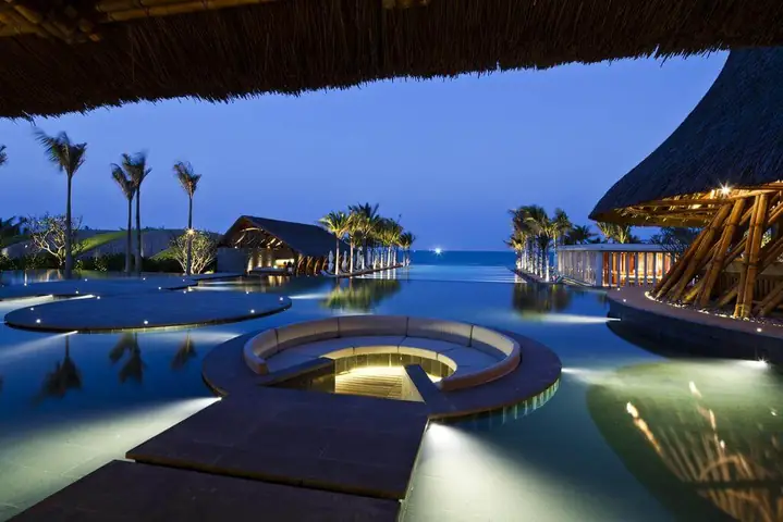 Resort 5 Sao Đà Nẵng: Đánh Giá Chi Tiết Top 10 & Bí Quyết Chọn Lựa Hoàn Hảo