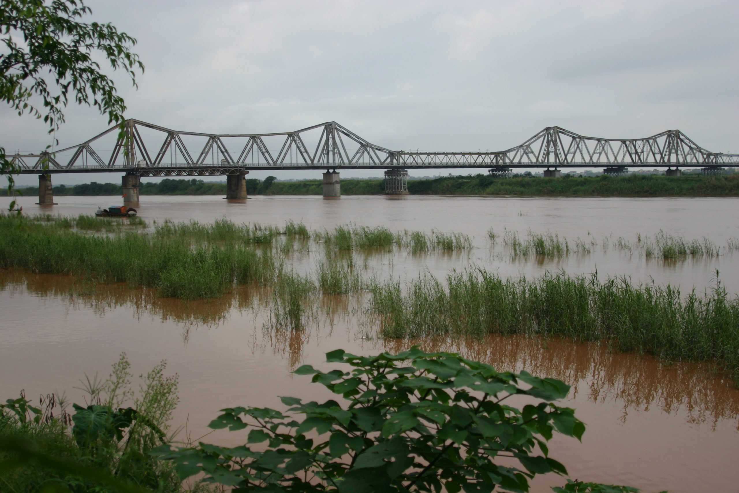 cầu long biên bao nhiêu tuổi - Hình 5