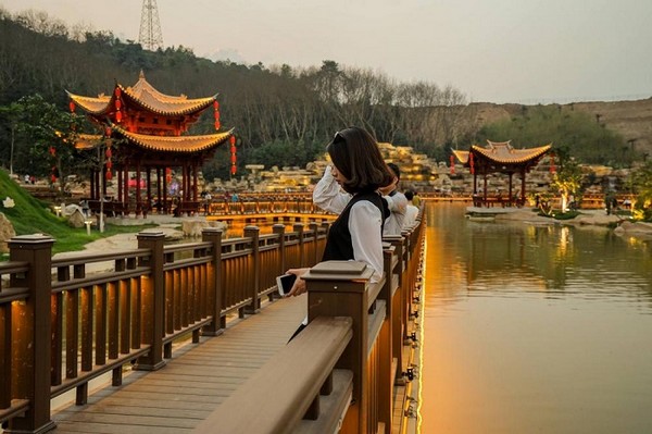 công viên ánh sáng hà khẩu - Hình 5
