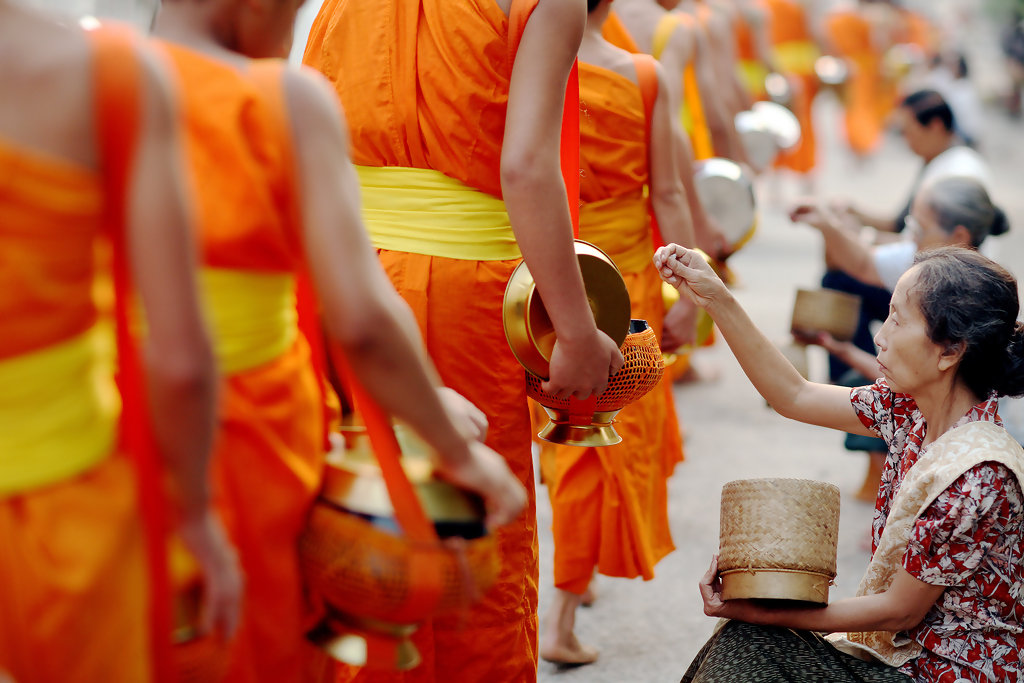 cúng dường nghĩa là gì - Hình 5