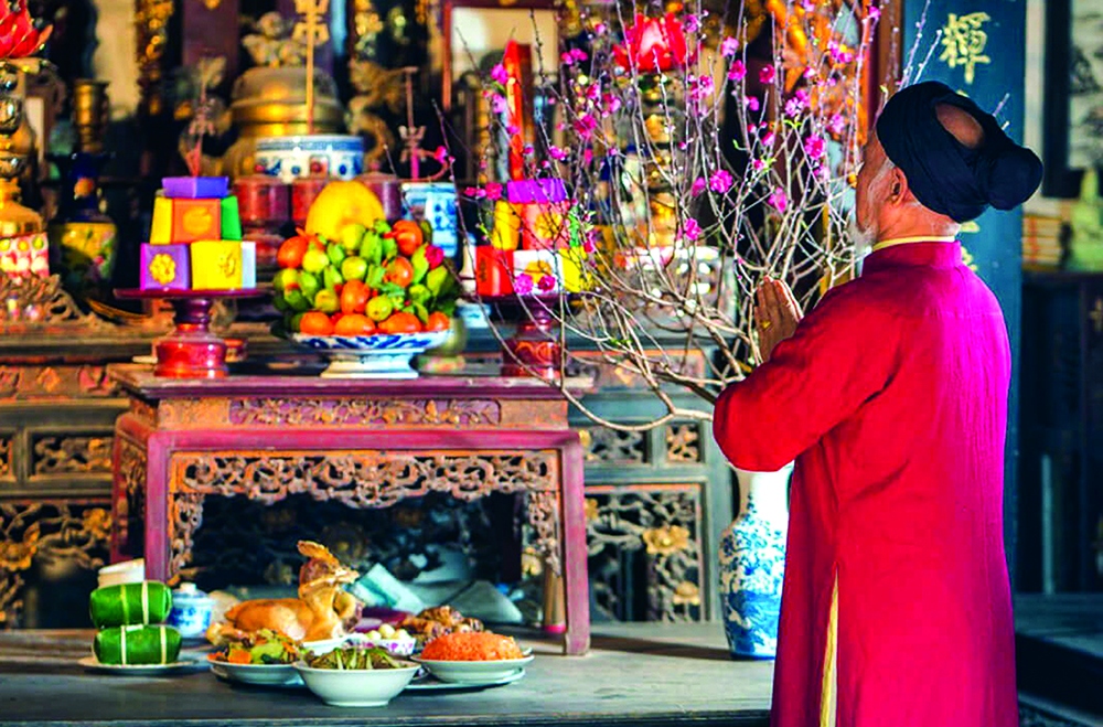 cúng tổ tiên