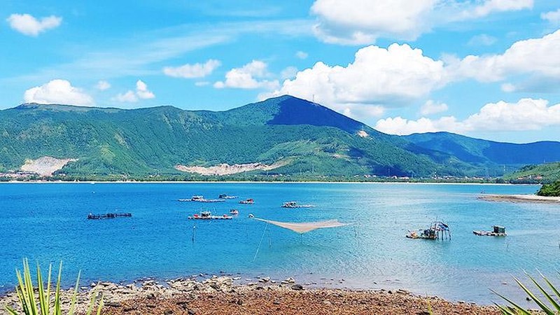 đảo yến quảng đông quảng bình - Hình 4