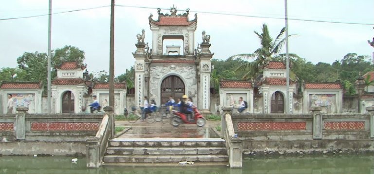 đền đức hoàng yên thành nghệ an - Hình 3