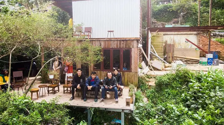 Cheo Veooo Đà Lạt: Review Quán Cà Phê View Rừng Núi Độc Đáo Giữa Lòng Thành Phố Cheo Veooo Đà Lạt: Review Quán Cà Phê View Rừng Núi Độc Đáo Giữa Lòng Thành Phố